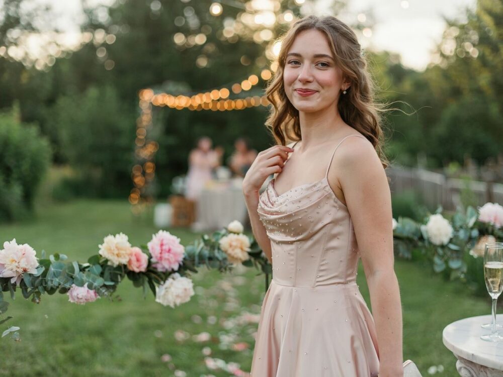 stylowa sukienka na 18 urodziny